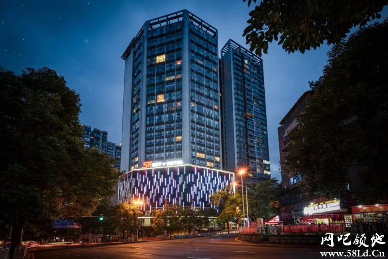 17层156间房！国内最大规模电竞酒店综合体 5F.NET+HOTEL昨试营业